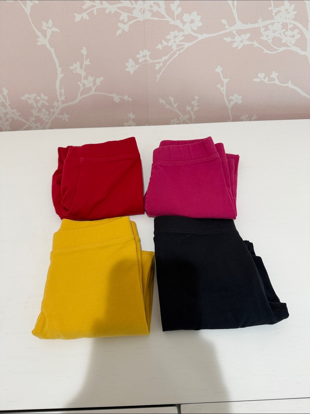Bundle of 4 girls Primary leggings size 5
